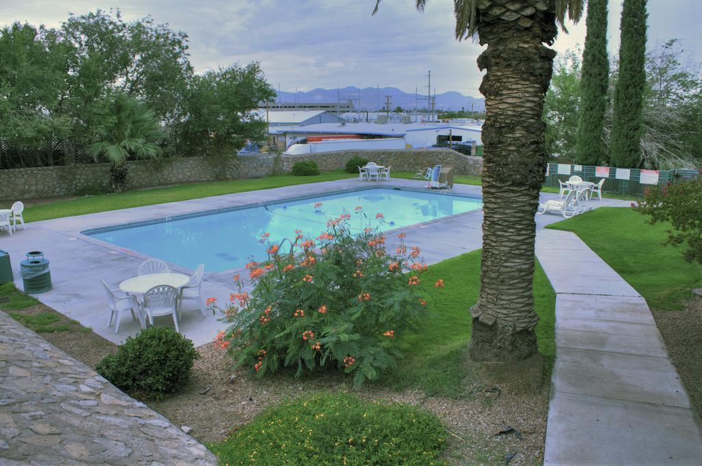 Vagabond Inn El Paso Exteriér fotografie